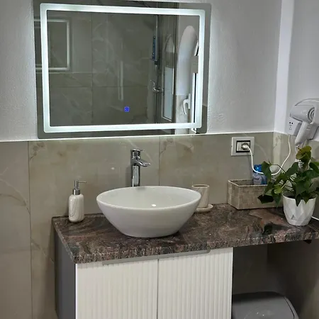 Alesio Bed and Breakfast