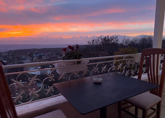 فندق مبيت وإفطار Alesio